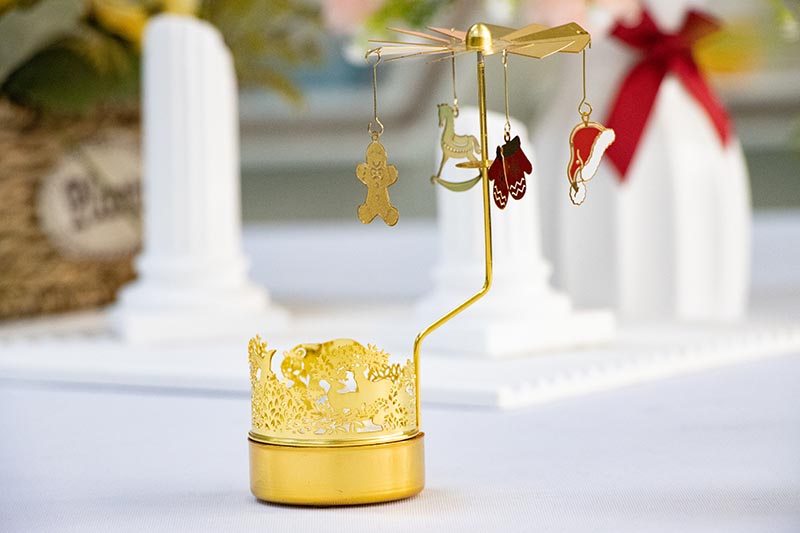 Golden Metal Christmas-Themed Spinning LED Candle