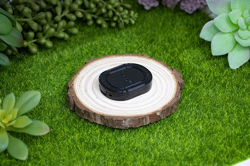 Luxury Refillable Solid Perfume in Flip-Top Zamak Case