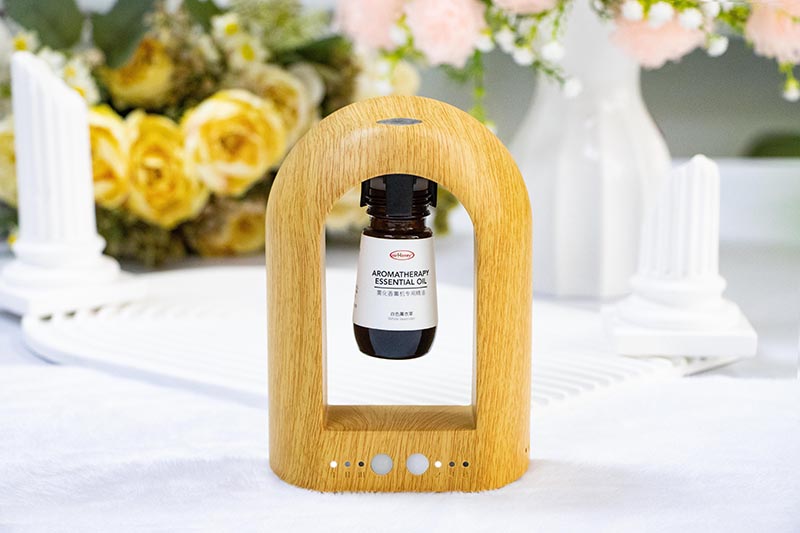 Stylish Wood Grain USB Essential Oil Diffuser with Mist Spray