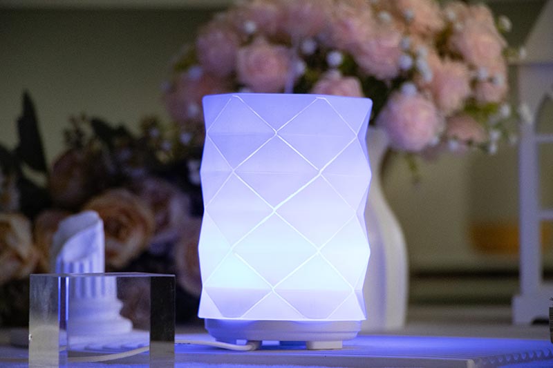 Electric Mist Aroma Diffuser with 3-Color LED Light