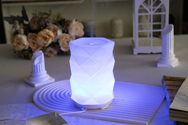 Electric Mist Aroma Diffuser with 3-Color LED Light