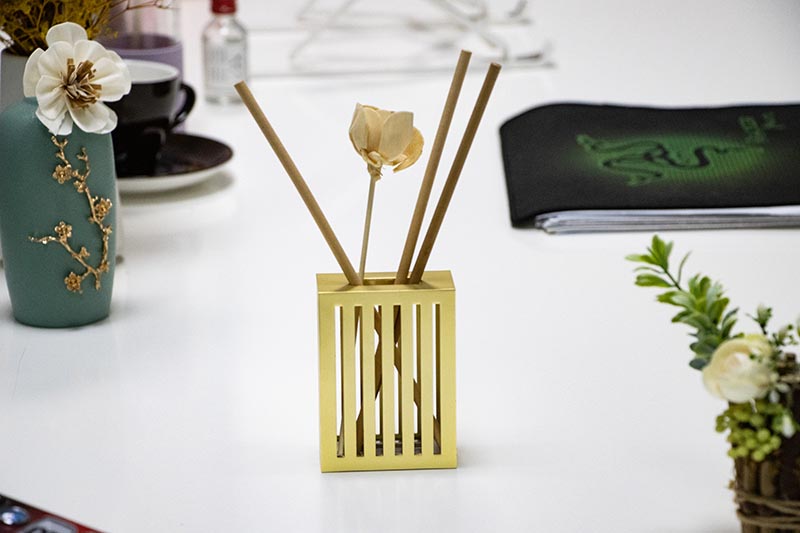 Luxury Gold Alloy Reed Diffuser Home Fragrance Decor