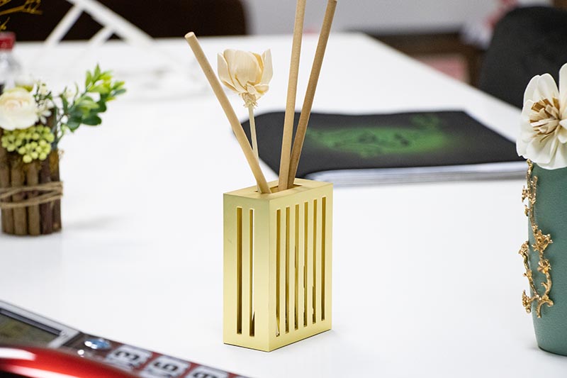 Luxury Gold Alloy Reed Diffuser Home Fragrance Decor