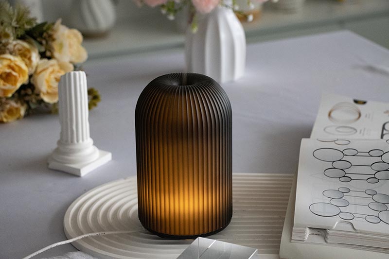 Stylish Matte Black Mist Aroma Diffuser with Warm Light