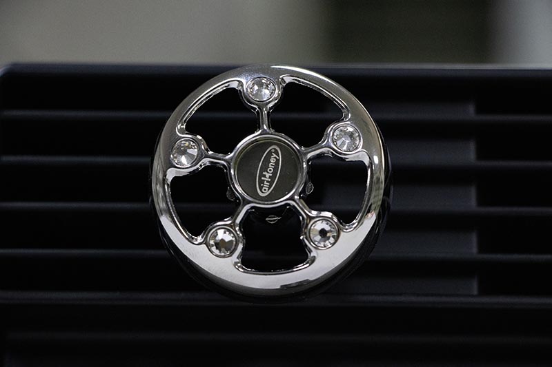 Luxury Silver Car Vent Diffuser with Sparkling Crystals