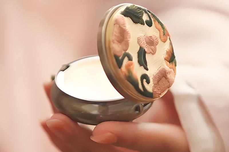 Solid Perfume in Hand-Embroidered Metal Round Box