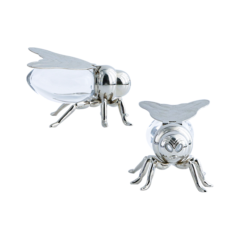 Whimsical Cicada Salt & Pepper Shaker for Fun Dining
